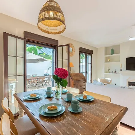 Charming House 2br With Patio, Pool And Parking *