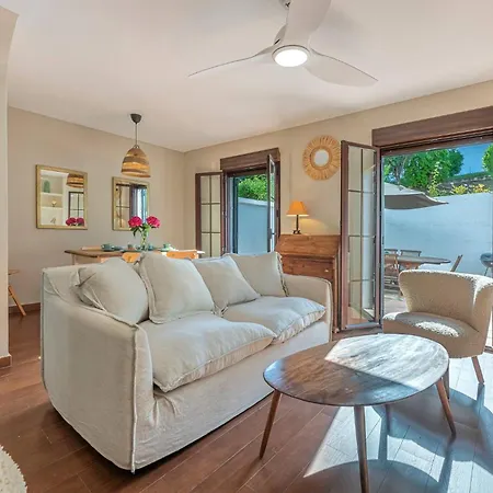 Charming House 2br With Patio, Pool And Parking 펜션 마르베야