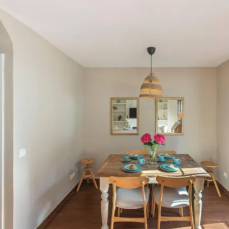 Charming House 2br With Patio, Pool And Parking Marbella