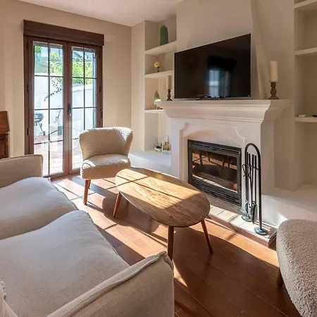 Charming House 2br With Patio, Pool And Parking ماربيا