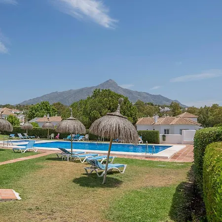 Charming House 2br With Patio, Pool And Parking *