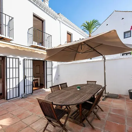 Charming House 2br With Patio, Pool And Parking * Marbella