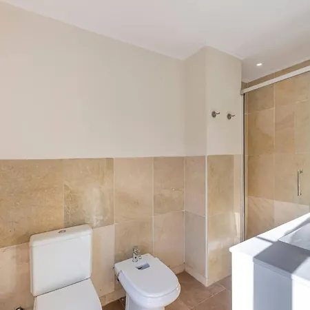 Charming House 2br With Patio, Pool And Parking Μαρμπέλλα